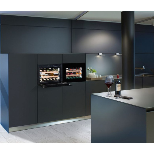 Винный холодильник Liebherr WKEgb 582-26 001