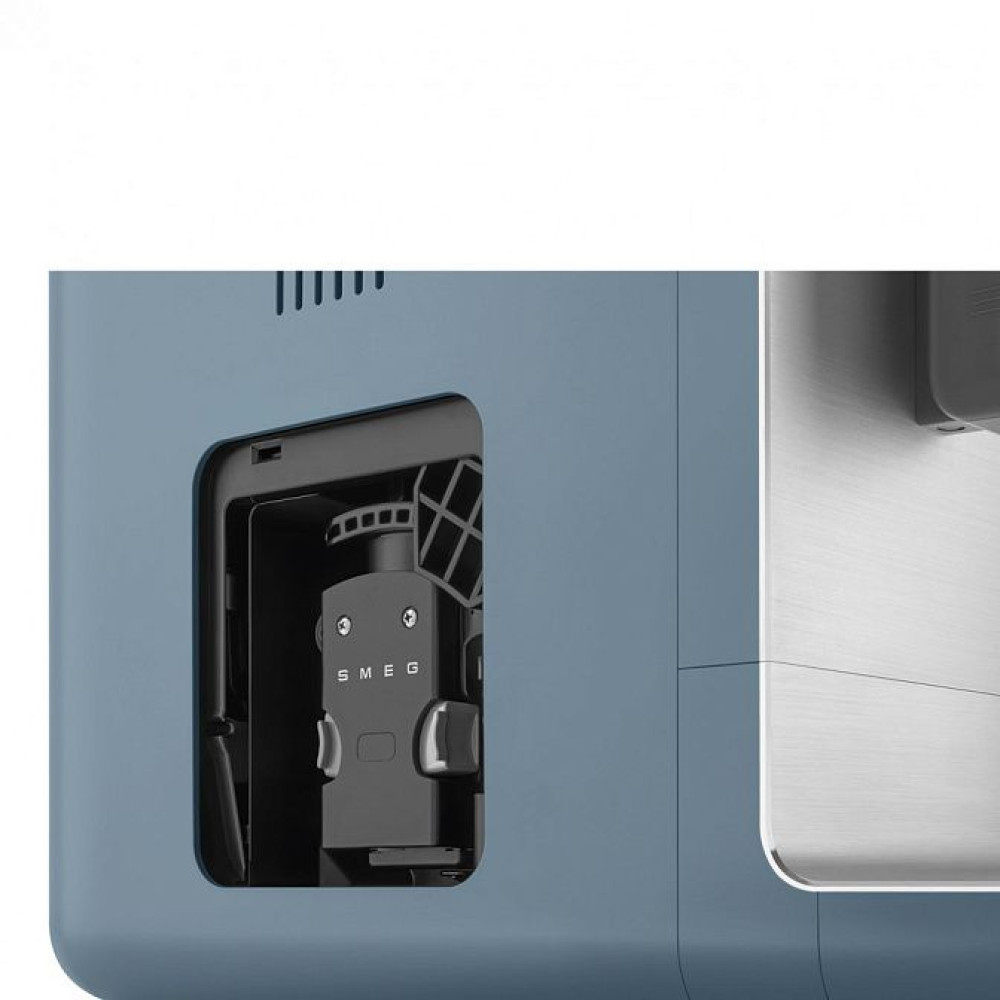 Кофемашина SMEG BCC13SBMEU