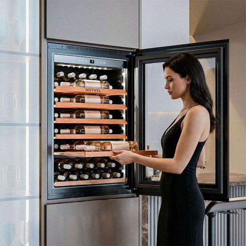 Винный холодильник Meyvel MV52PRO-KBB1