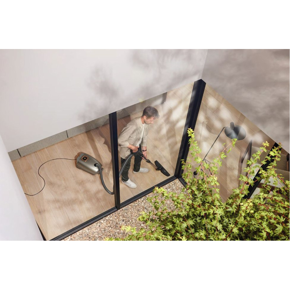 Пылесос Miele Guard L1 Comfort SUMF0 Titanium перламутровый