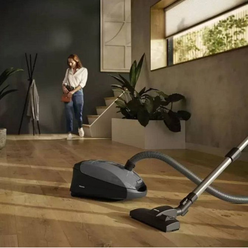 Пылесос Miele Classic C1 SBAF5 Junior PowerLine серый