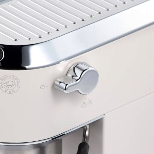 Кофеварка рожковая DeLonghi EC 685.W