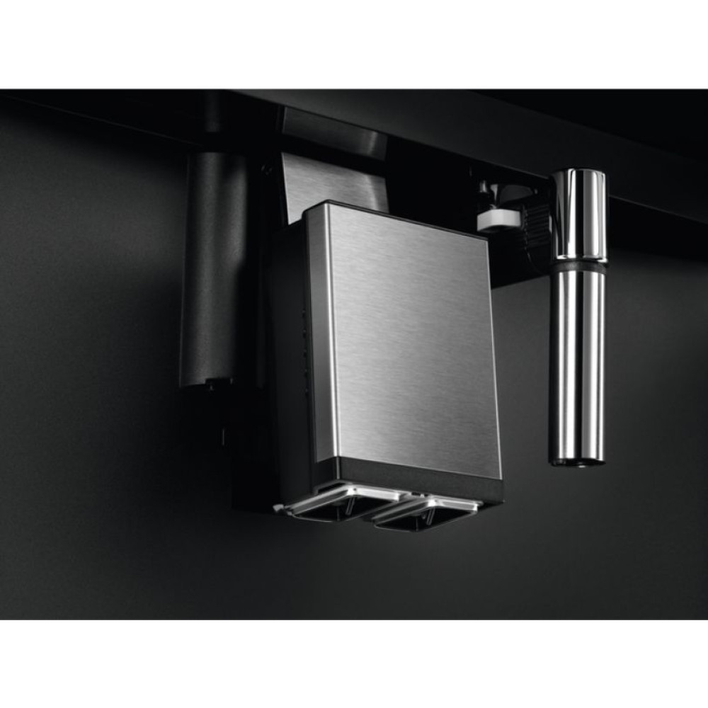 Кофемашина AEG KKK994500M