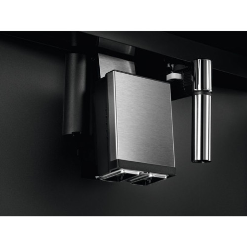 Кофемашина AEG KKK994500M