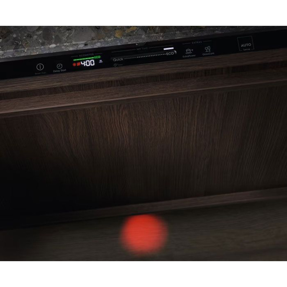 Встраиваемая посудомоечная машина Electrolux EEG48300L