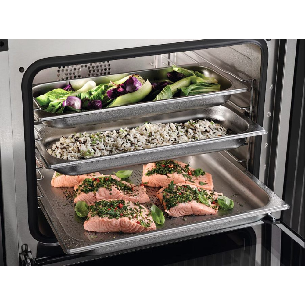 Комби-пароварка Miele DGC 7660 HC Pro OBSW