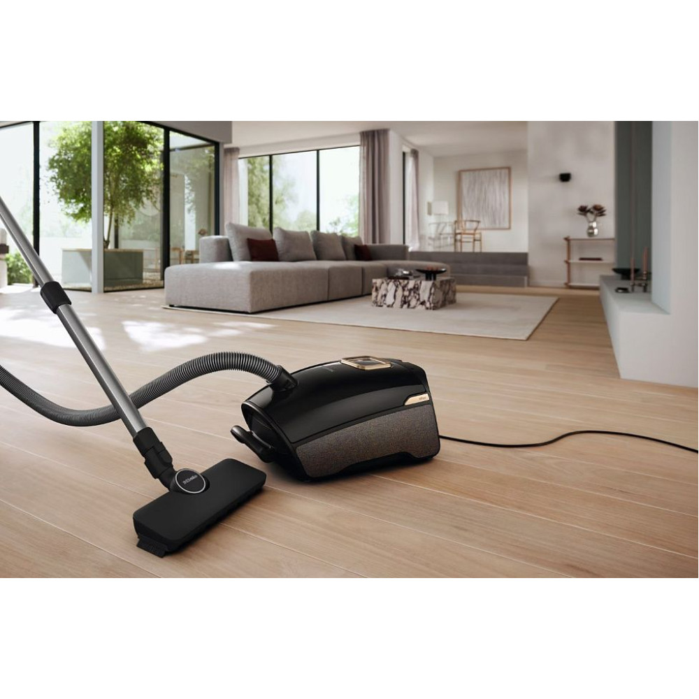 Пылесос Miele Guard L1 AllFloor Noir SUSF0 черный