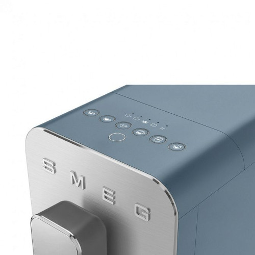 Кофемашина SMEG BCC13SBMEU