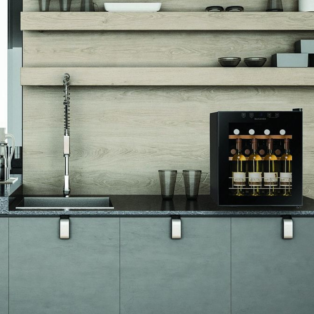 Винный холодильник Dunavox DXFH-16.46