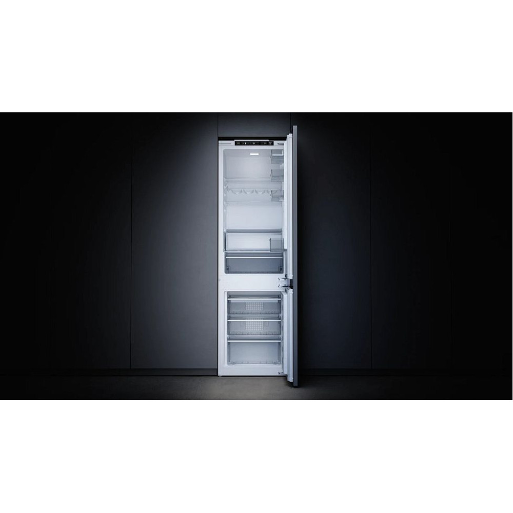 Встраиваемый холодильник Kuppersbusch FKG 8340.0i