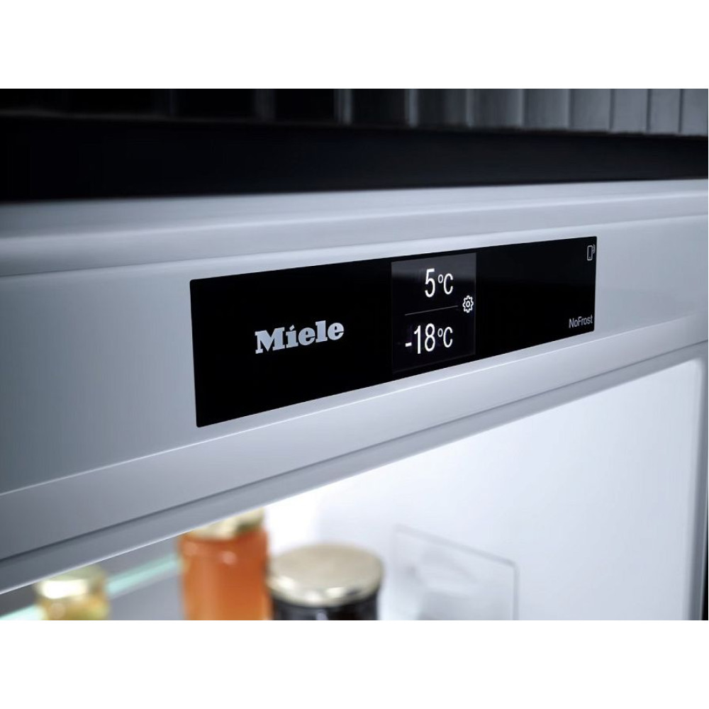 Холодильник Miele KFN 7785 C